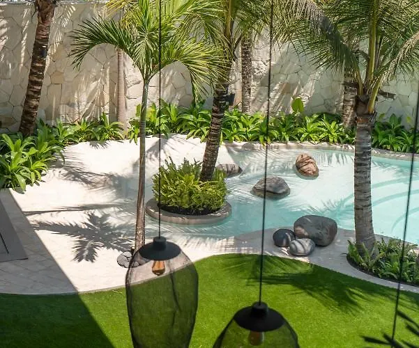 Cala Blanca - Tropical Lagoon In Pererenan * Canggu (Bali)
