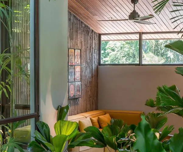 Villa Cala Blanca - Tropical Lagoon In Pererenan