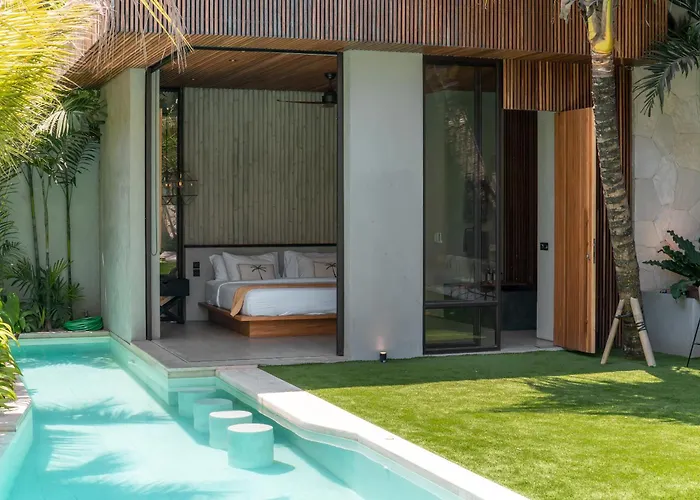Villa Cala Blanca - Tropical Lagoon In Pererenan *