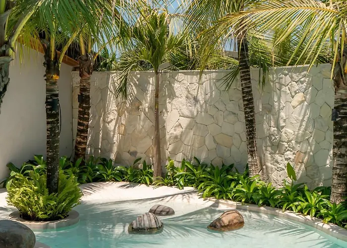 Villa Cala Blanca - Tropical Lagoon In Pererenan